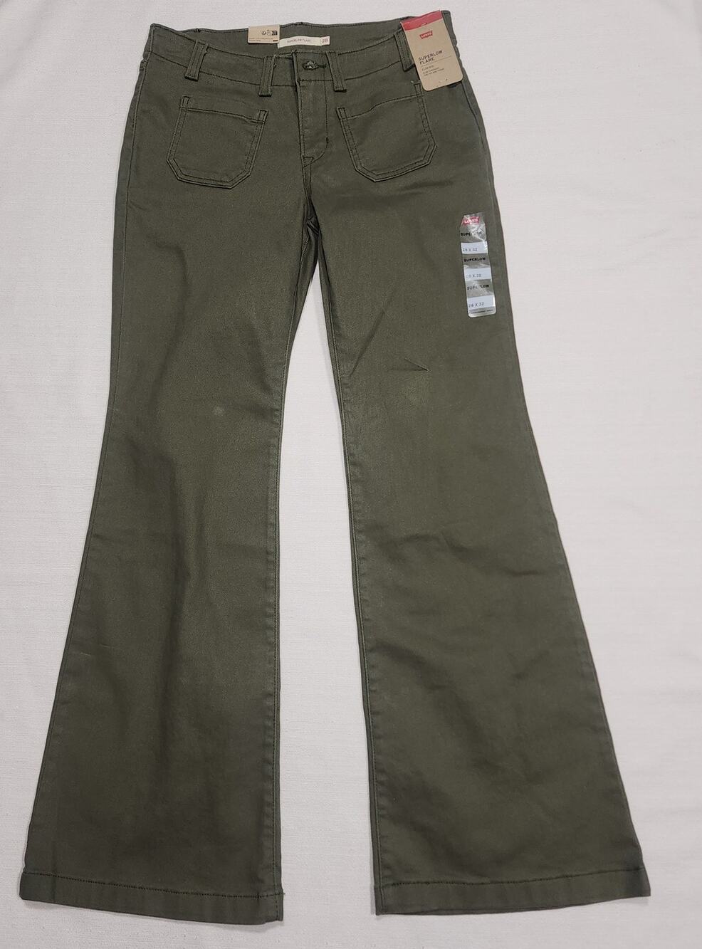 Levi's superlow flare low rise pants W28'' X L32''